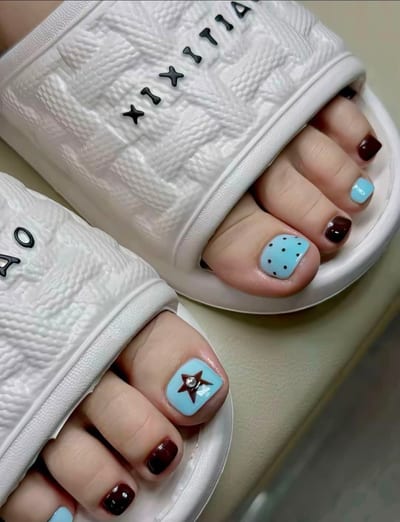 Foot nails gel nails, example 8 — Miao Nail Asakusa