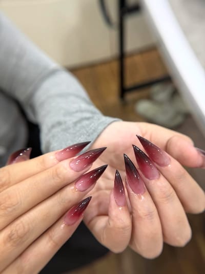 Gradient gel nails, example 2 — Miao Nail Asakusa
