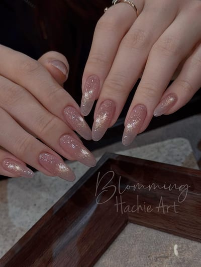 Magnetic / Cat eye gel nails, example 8 — Miao Nail Asakusa