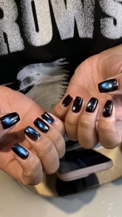 Magnetic / Cat eye gel nails, example 12 — Miao Nail Asakusa