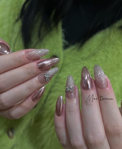 Mirror gel nails, example 3 — Miao Nail Asakusa