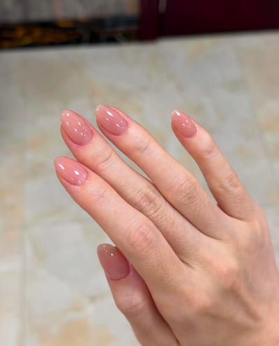 One color gel nails, example 8 — Miao Nail Asakusa