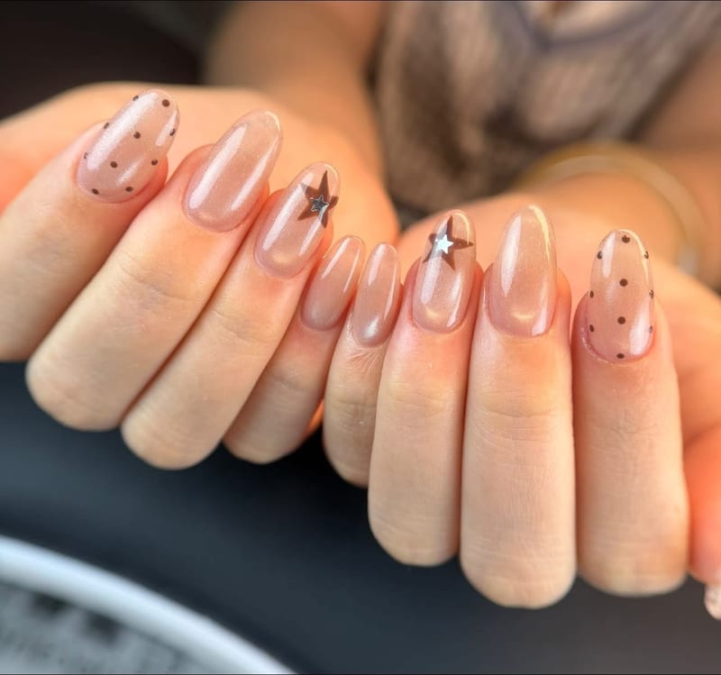 Simple design at Miao Nail Asakusa