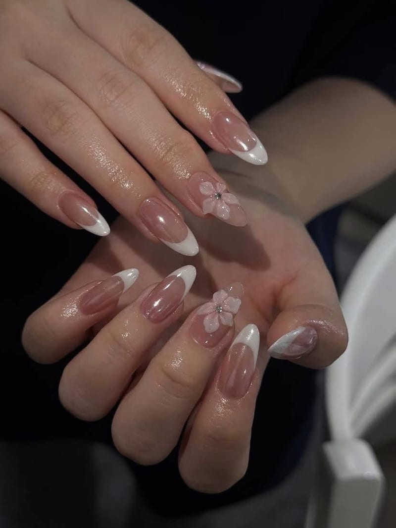 Simple design at Miao Nail Asakusa