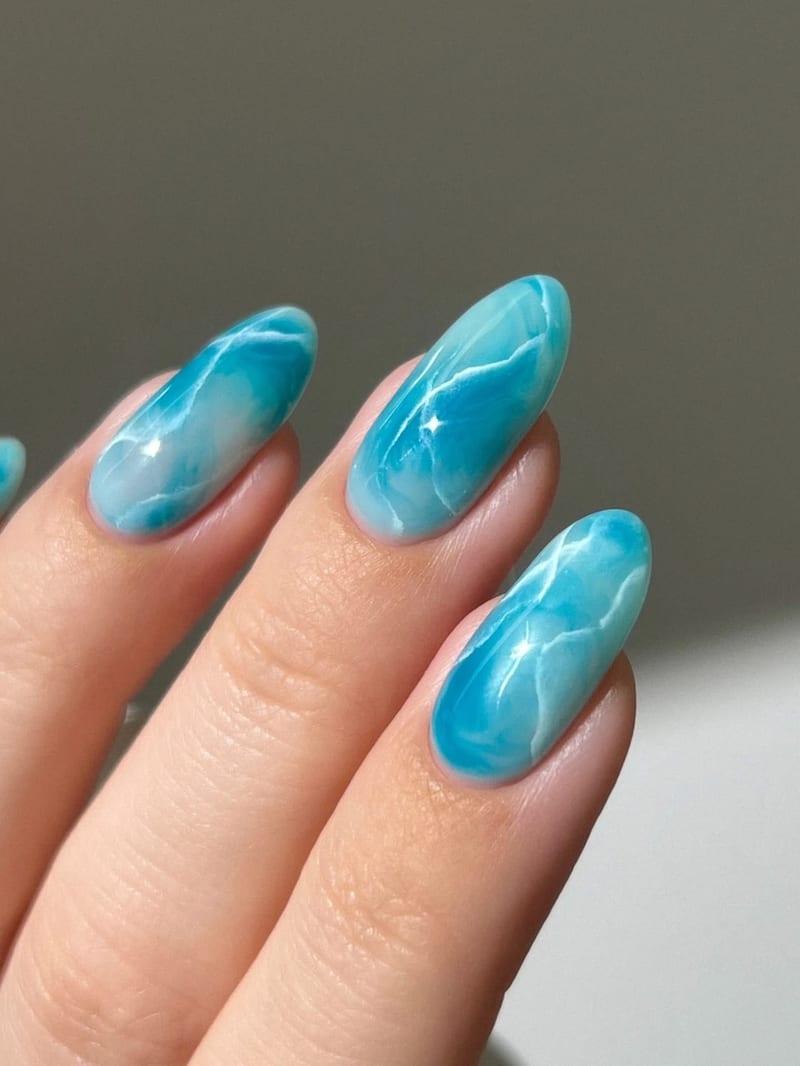Simple design at Miao Nail Asakusa