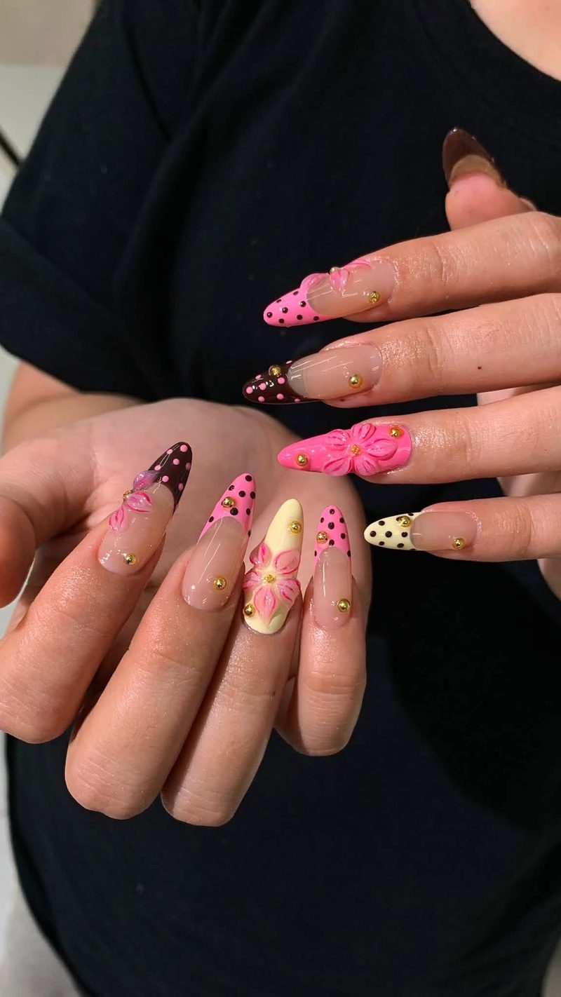 Premium design at Miao Nail Asakusa