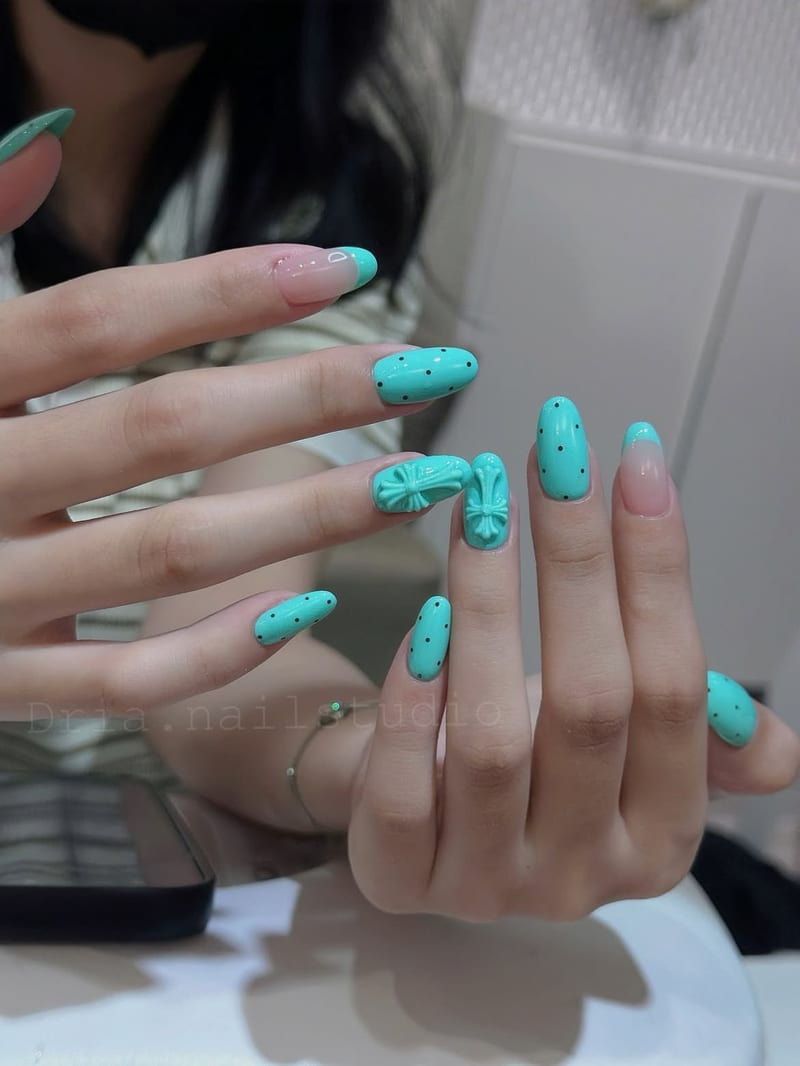 Simple design at Miao Nail Asakusa